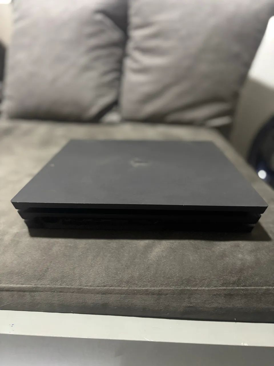 PS4 PRO 1TB - Foto 3