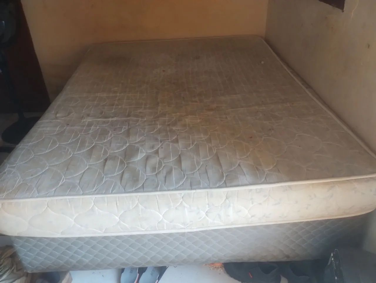 Cama box em bom estado com colchão  - Foto 4