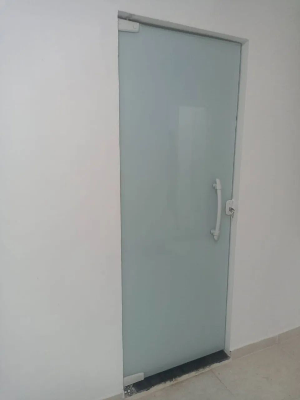 Box e blindex 64962132383874120