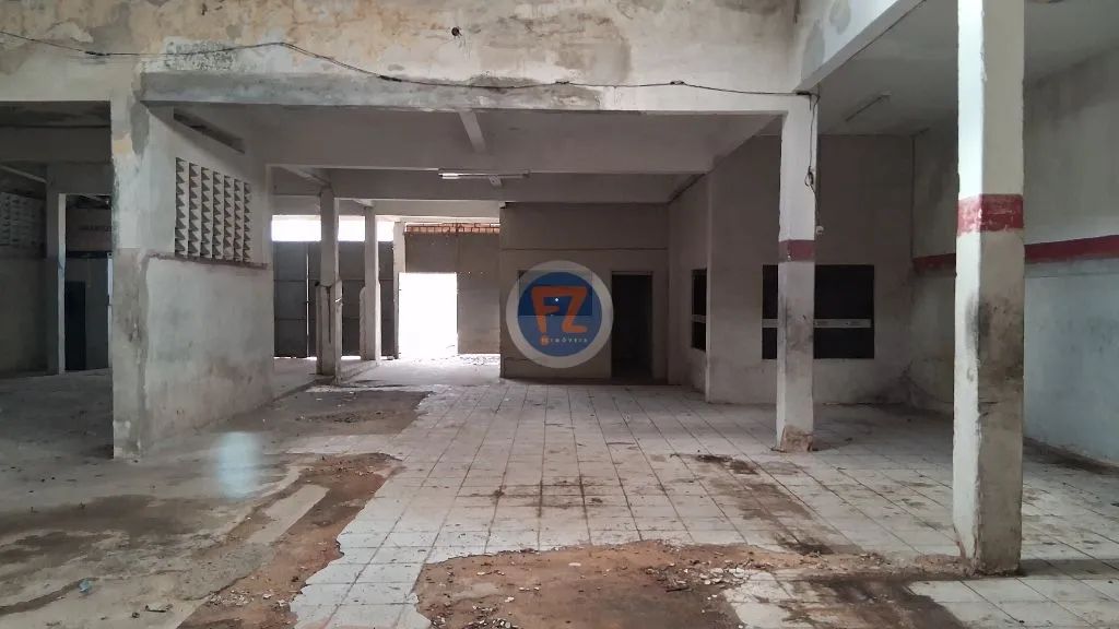 Locação de Comercial / Ponto Comercial na cidade de Fortaleza - Foto 4
