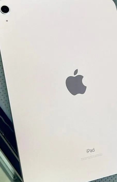Apple iPad ホワイト Apple iPad 9,7