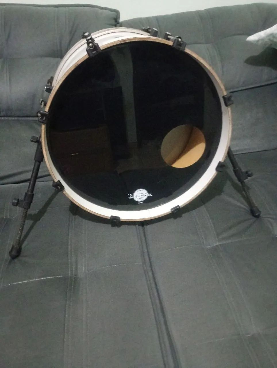 Bumbo 18" de bateria ac ústica com pele Evans - Foto 2