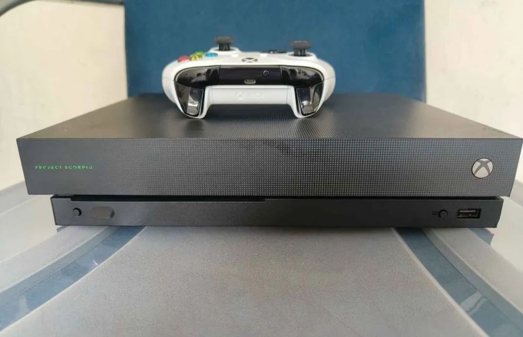 Xbox one x scorpion 1T