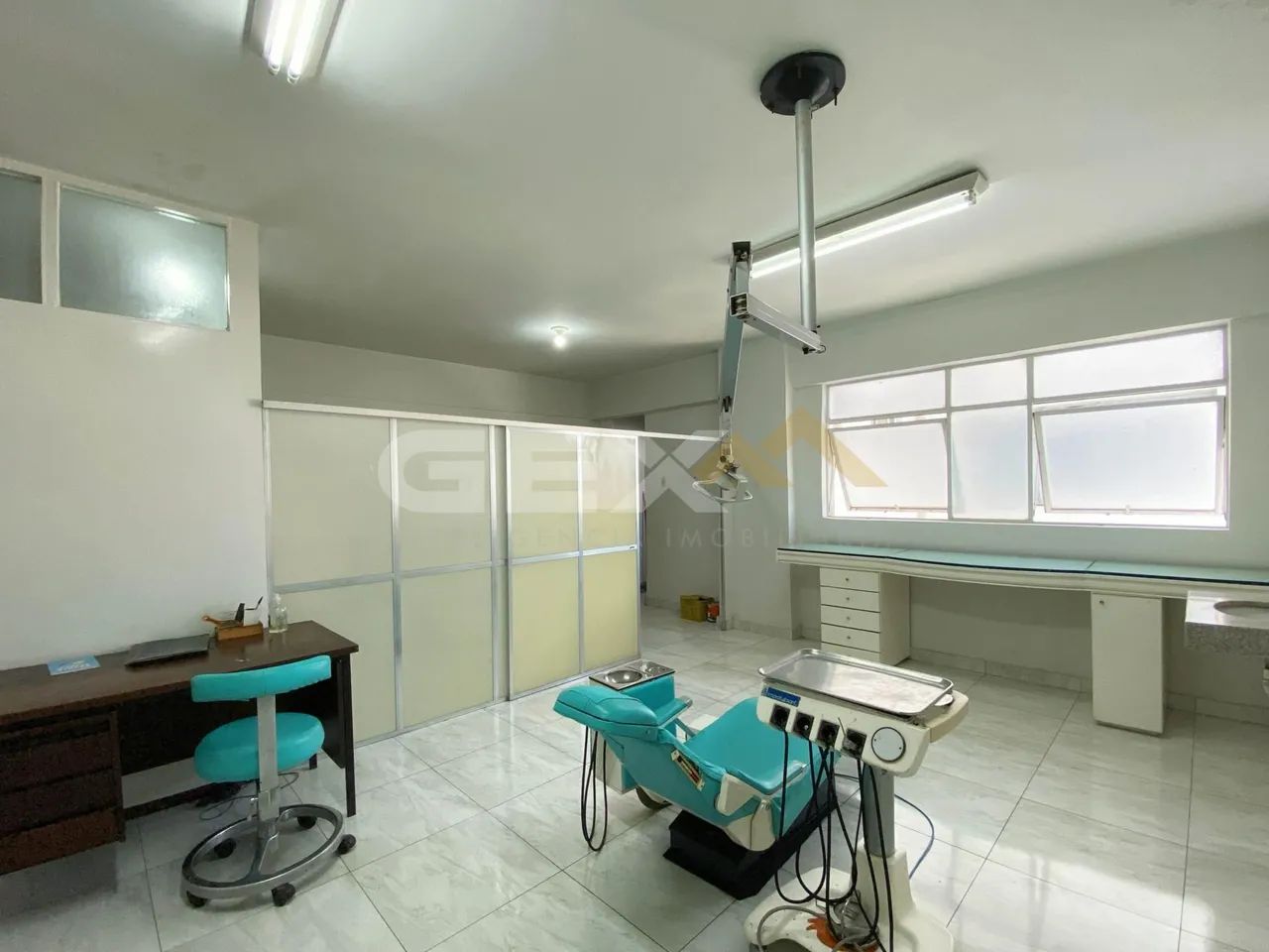 Sala Comercial à Venda no Centro de Divinópolis MG. - Foto 3
