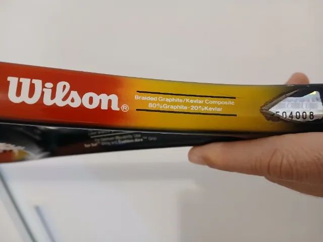 Raquete de Tênis Wilson Pro Staff Classic 6.1 - Graphite/Kevlar (Original) - Foto 4