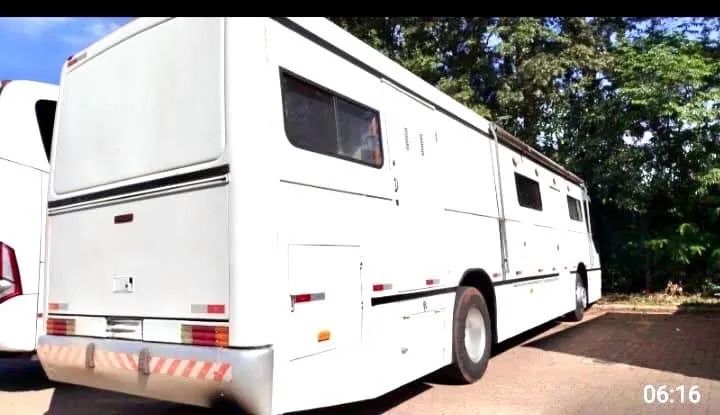 Motorhome Mercedes-Benz OF-1621 Completo | Garagem para Moto | Pronto para Viajar