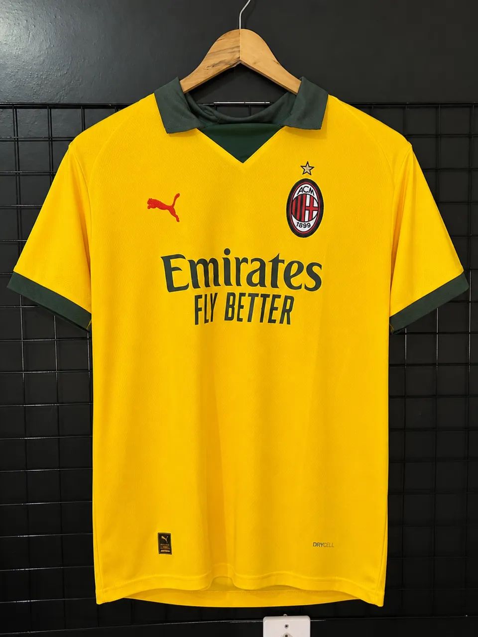 Camisa do Milan amarela 