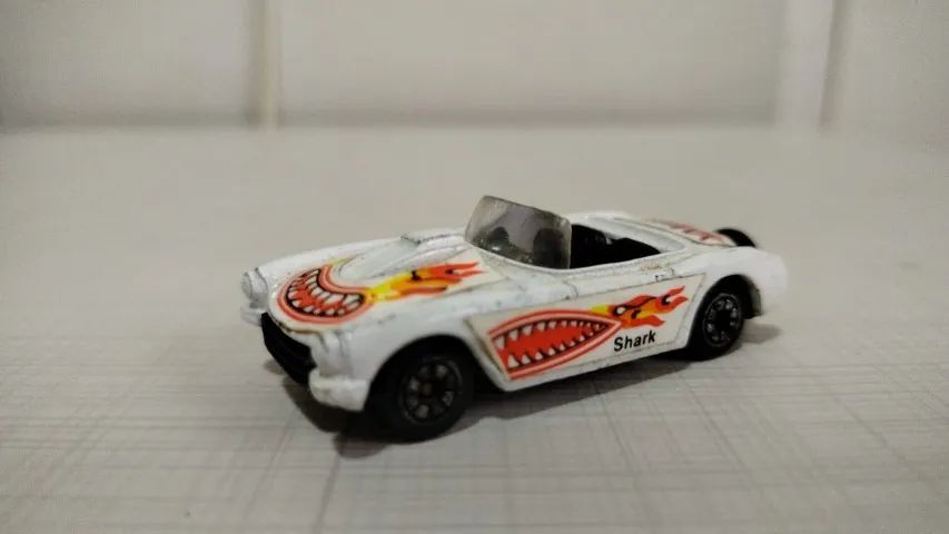 Miniatura Shark