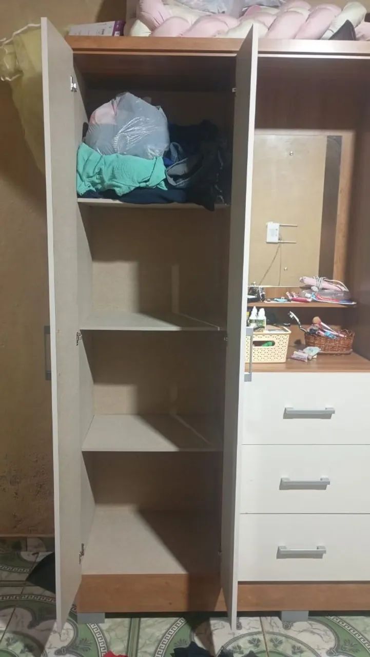vende-se guarda roupa