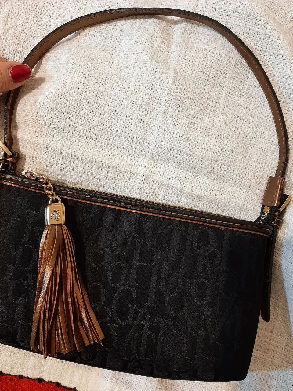 Bolsa Victor Hugo - De mão  - Foto 2