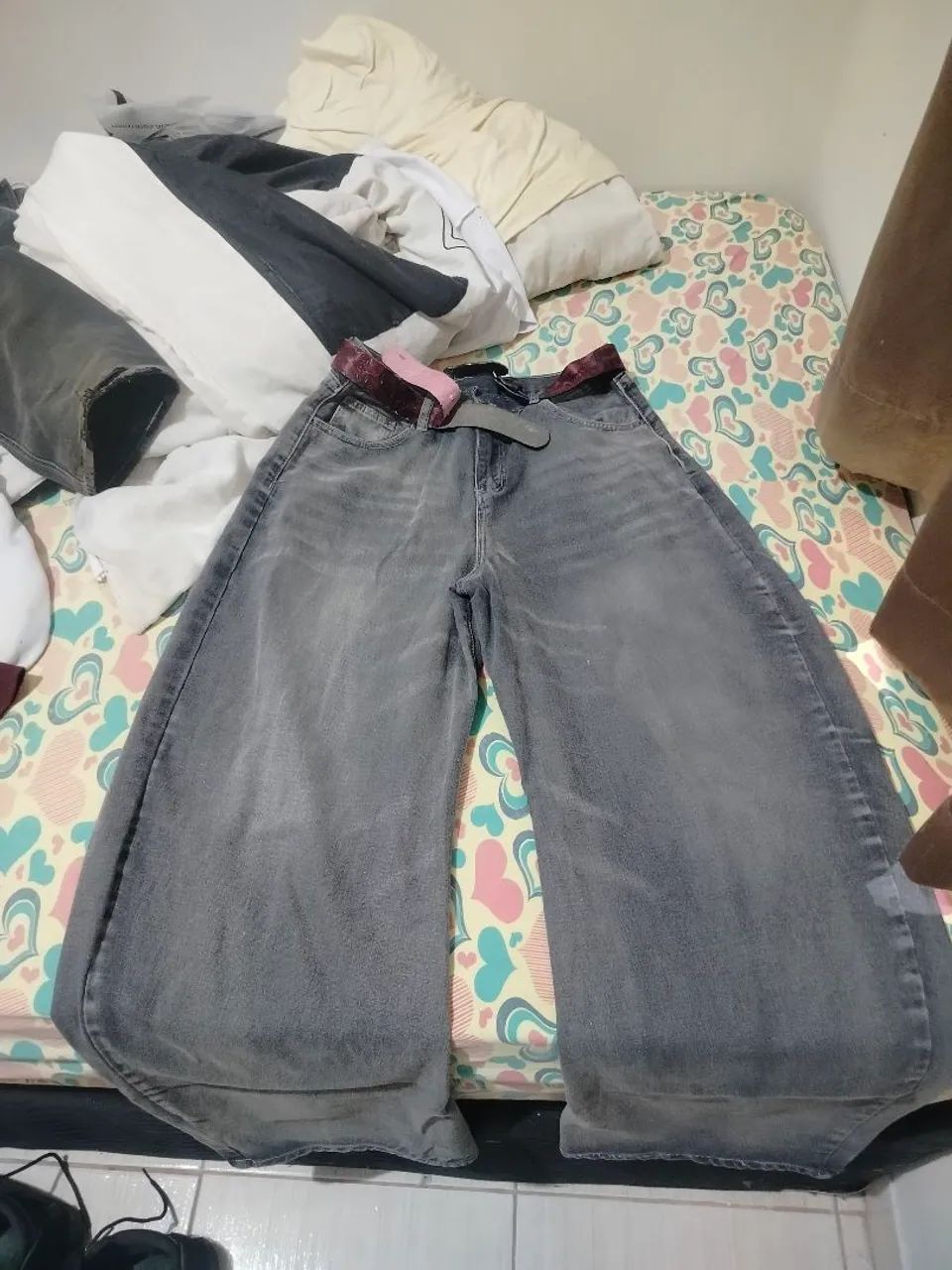Calça baggy cinza