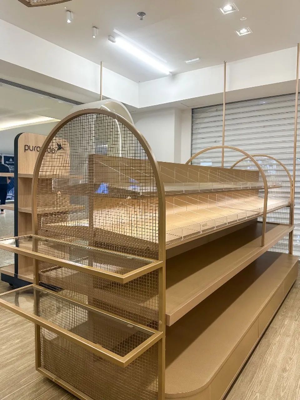 Ilha comercial expositora 100% MDF