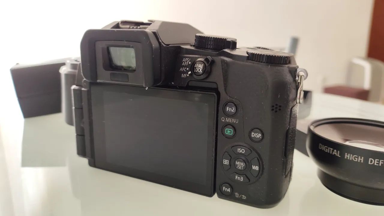 Lumix G7 muito conservada - Foto 3