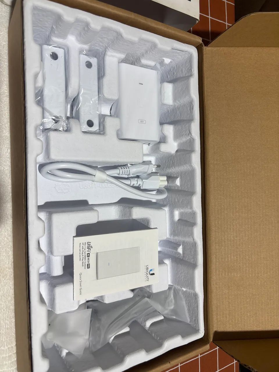 Access Point Unifi Mesh 2,4/5GHZ 1300 MBPS - UAP-AC-M-PRO - Foto 4