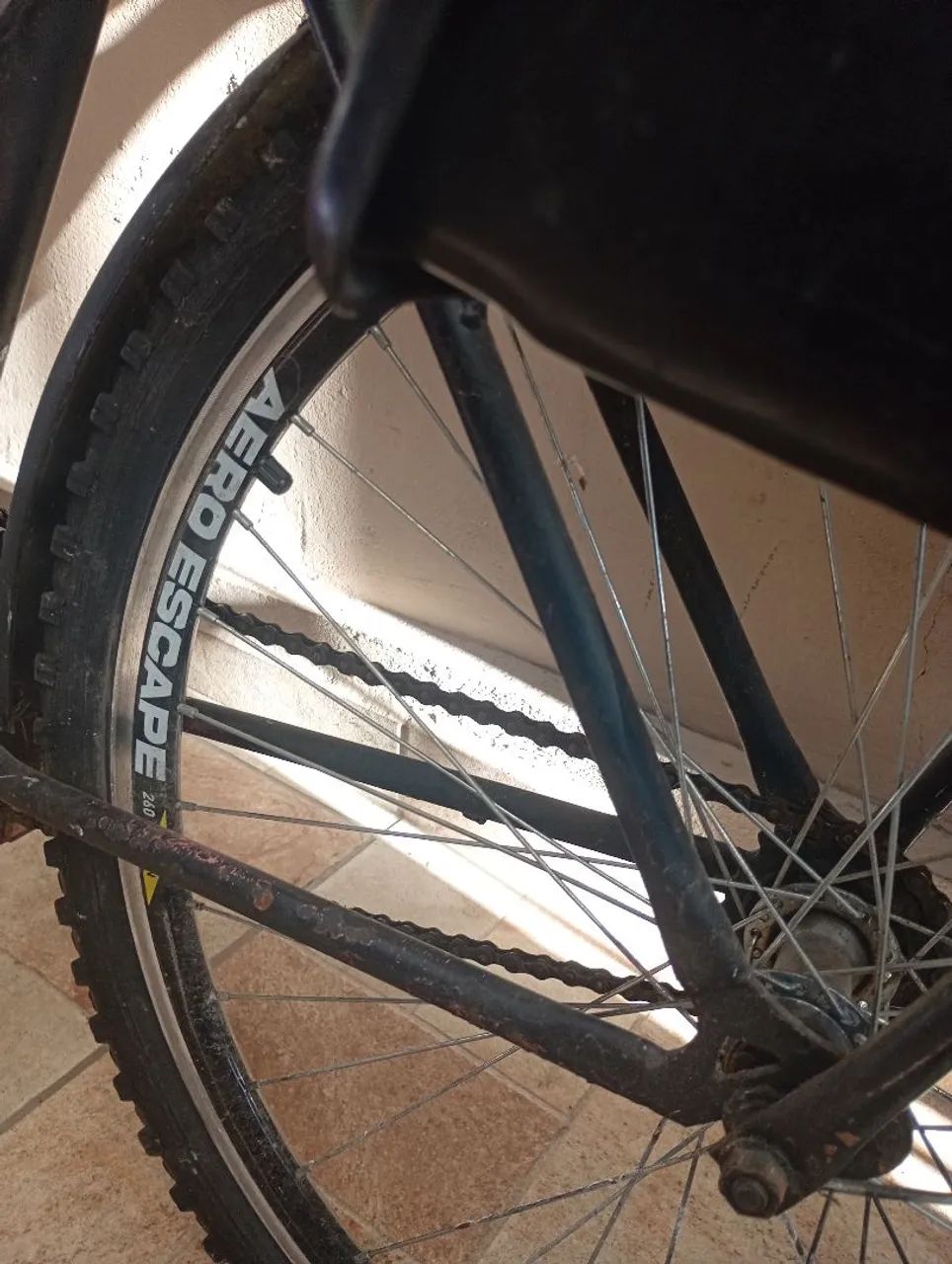 Bicicleta aro 26 com cadeirinha  - Foto 5
