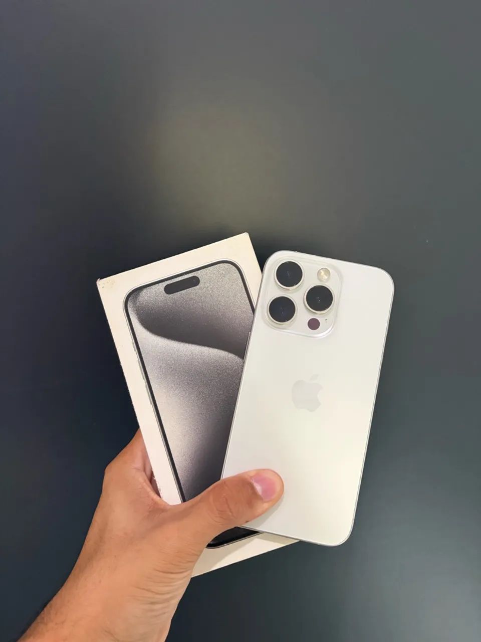 iPhone 15 Pro - Foto 2