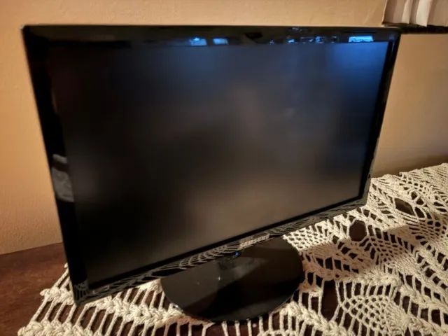Monitor Samsung S19A300B com VGA e DVI - sem cabos