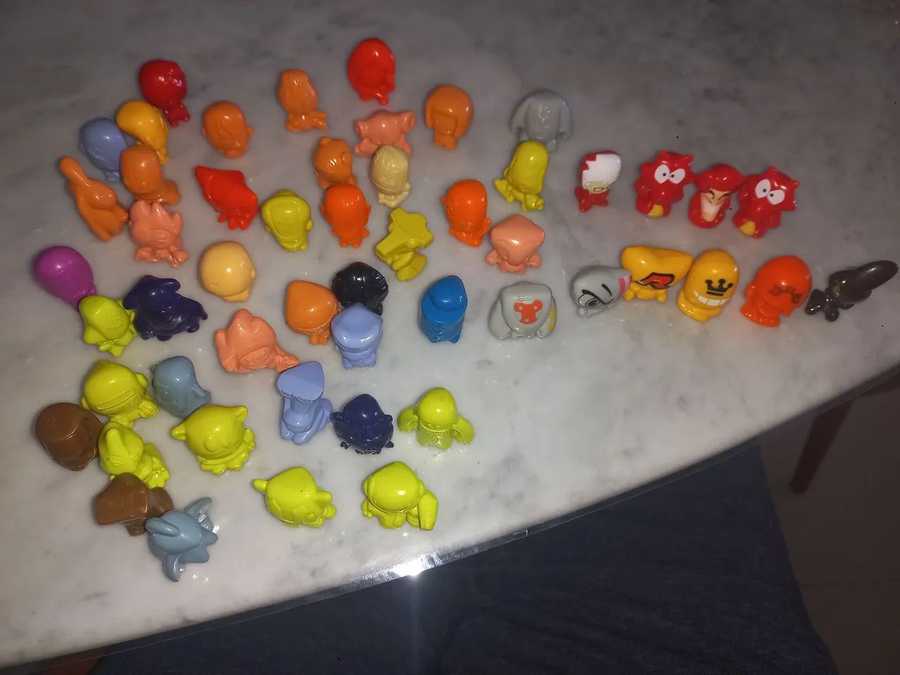 Lote em 50 Gogo's Crazy Bones - Foto 2