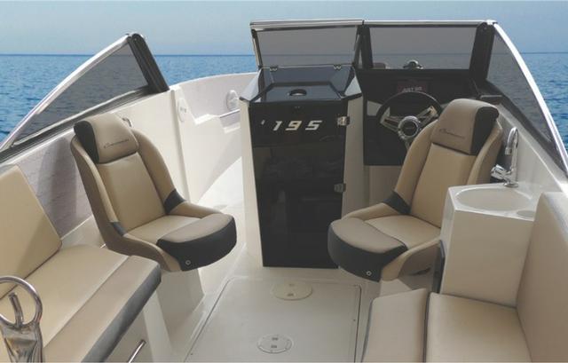 Lancha Ventura 195 Cross com Motor Mercury 100HP-CT - pronta para navegar - Foto 7