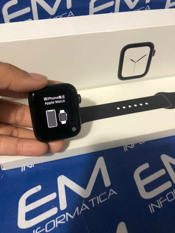 Apple Watch Series 4 Seminovo Black 44mm - Perfeito Estado