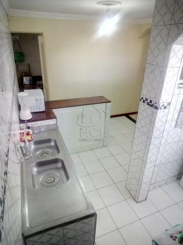 Casa 1º Andar Estilo Duplex, Financiável, 5/4 (2 Suítes), Rua Tranquila; Itapuã-HC034 - Foto 7