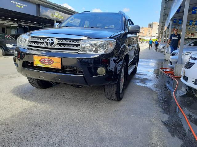 Hilux SW4