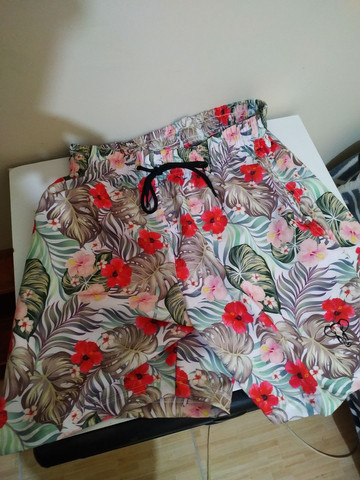 Shorts moda praia
