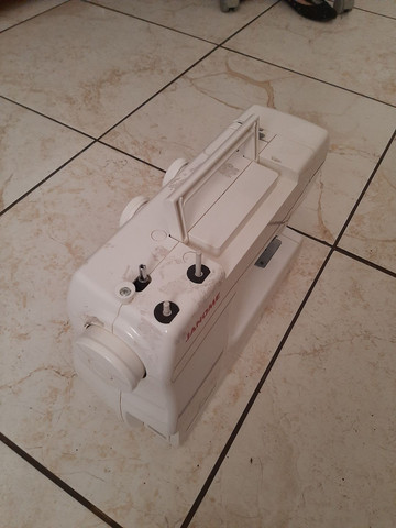 Máquina de costura JANOME 2008P + Acesssorios Originais - Foto 4