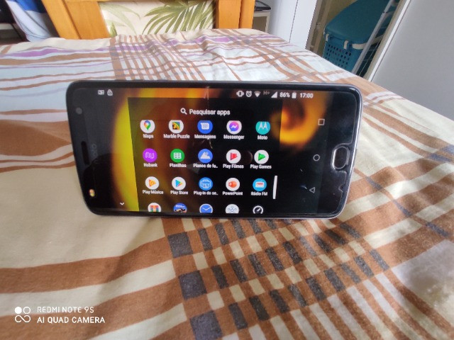 Moto Z2 Play com 2 snaps - Foto 3