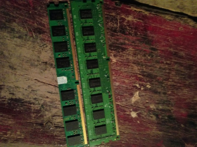 Vendo menoria ddr3 de 4 gigas e ddr2 de 2 gigas pc - Foto 2