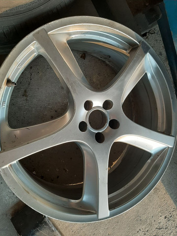 Roda aro 20 Porsche Prata Volkswagen Fox 5X100 jogo