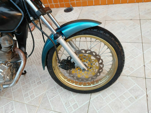 Vendo moto Honda fan 125 toda Boa, pegar e andar. - Foto 2
