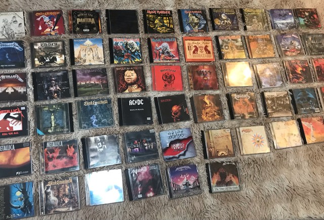 VENDO COLEÇÃO DE CD?S DE HEAVY METAL/ROCK