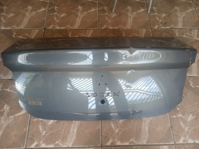 Tampa traseira Renault Logan 2015 