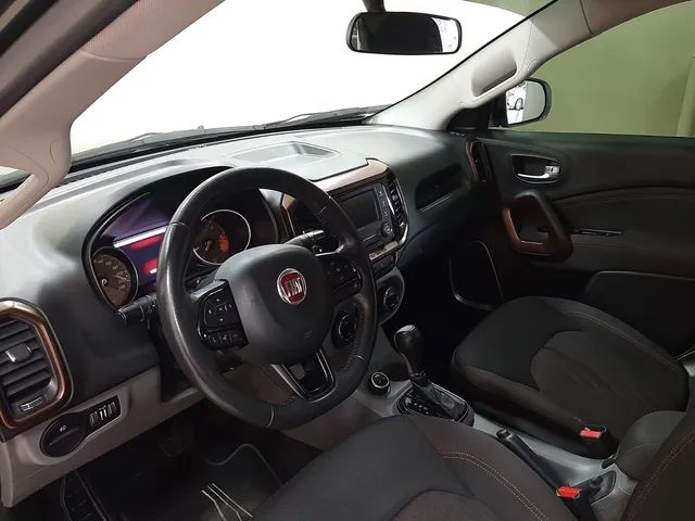 Fiat Toro Volcano 2.0 diesel AT9 4x4 - Foto 6