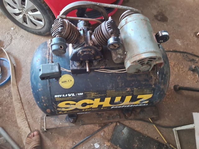 Compressor schulz 5.2 130lts profissional 