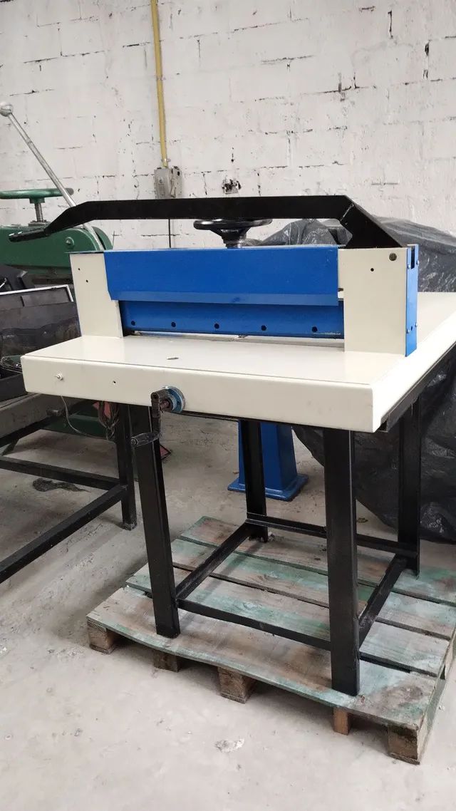 Guilhotina manual JCV 70 de boca para gráfica  - Foto 2