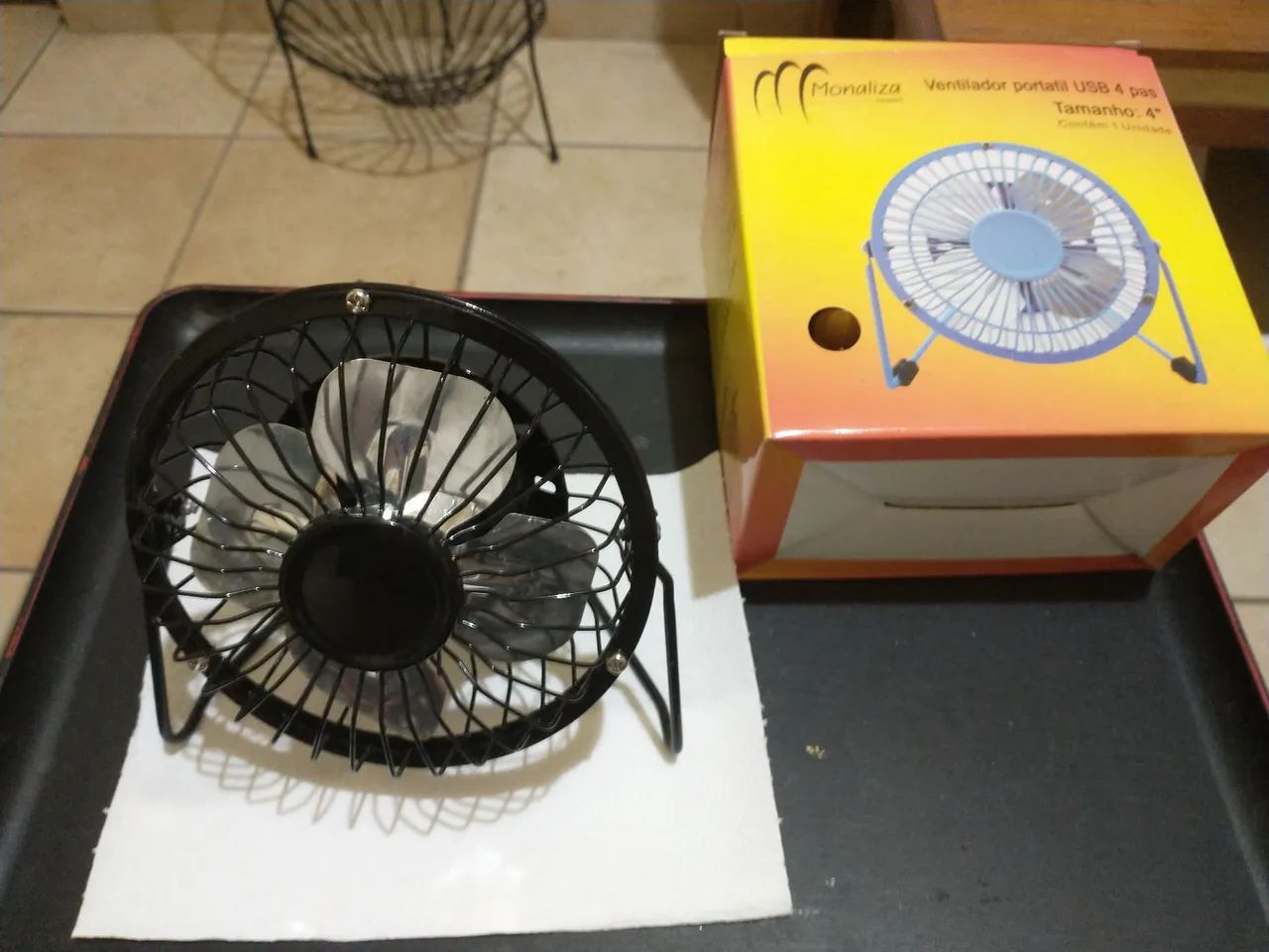 Mini ventilador de mesa com defeito - Foto 3