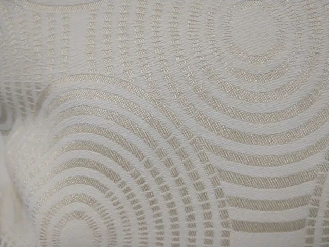 Capa de almofada branco e dourado - Foto 2