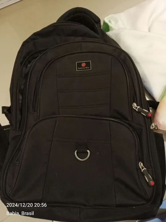 Mochila Preta de Alta Qualidade