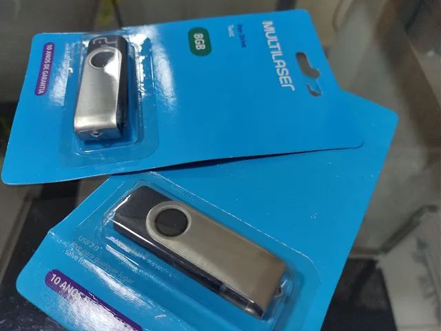 PEN DRIVE MULTILASER E OUTROS 8GB