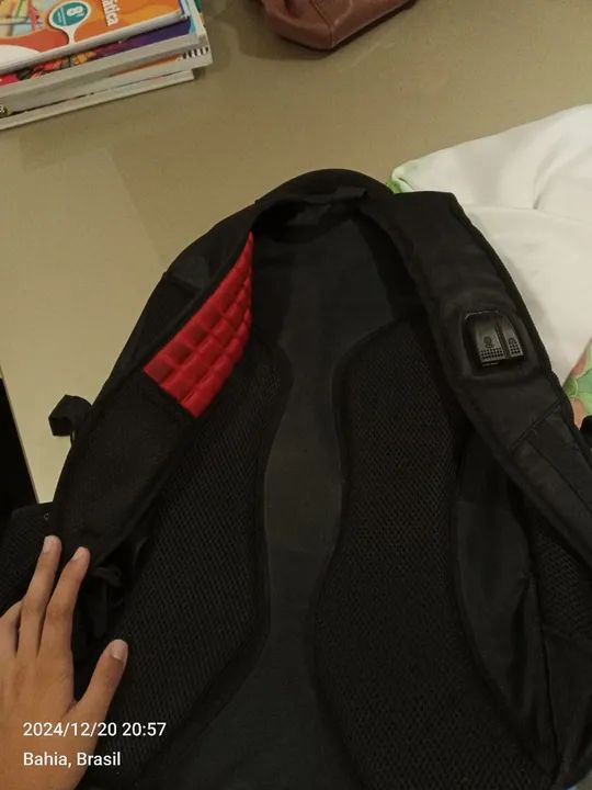 Mochila Preta de Alta Qualidade - Foto 2