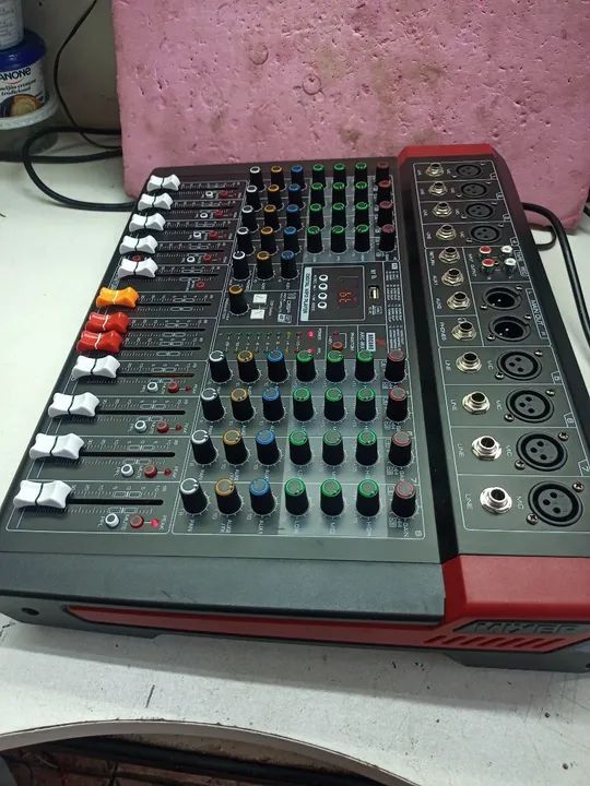 Mesa de Som arcano 8 Canais conservadissima! - Foto 5