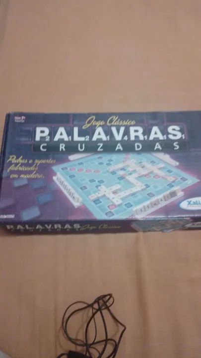 Jogo de tabuleiro  Palavras cruzadas 