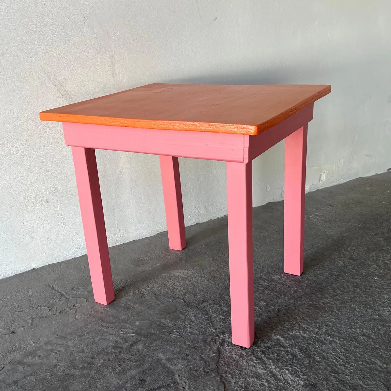 Mesinha infantil com pintura 100,00 reais cada - Foto 2