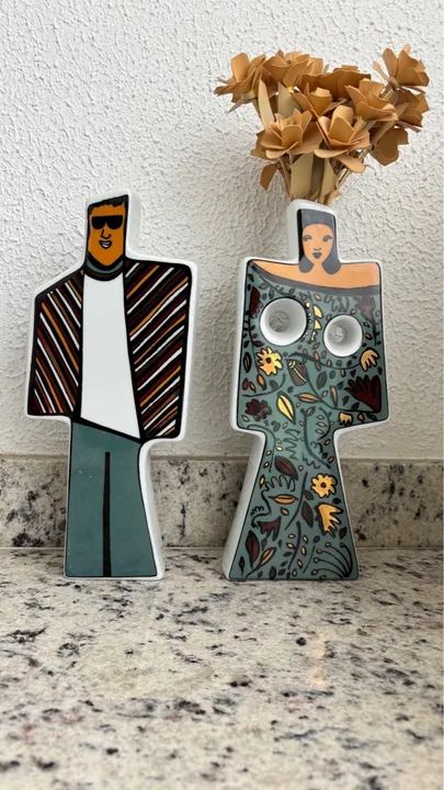 Par de vasos decorativos estilo vintage