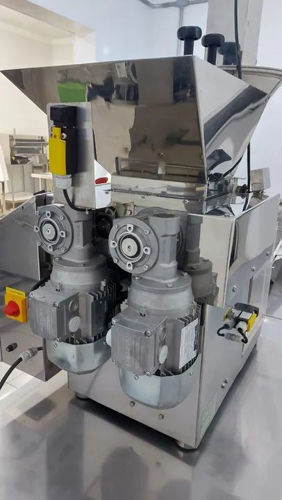 Máquina de fabricar salgados e doces 2 recheios- Formadora bralyx   - Foto 3