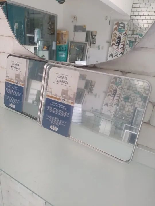 Bandeja espelhada 