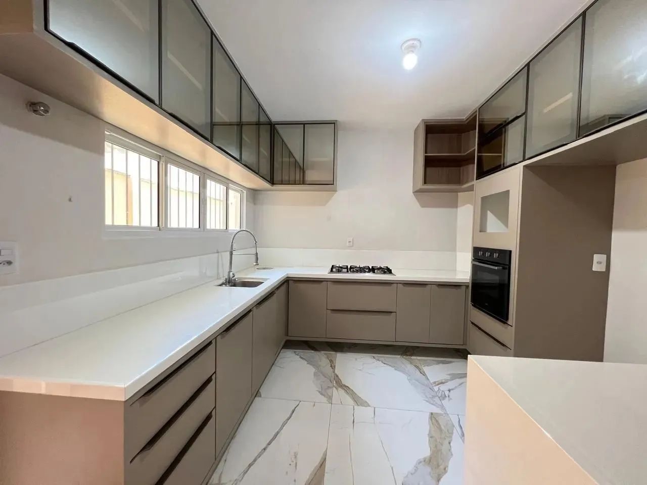 Casa para locação, 3 suítes, no bairro de Capim Macio, Natal/RN - Foto 4