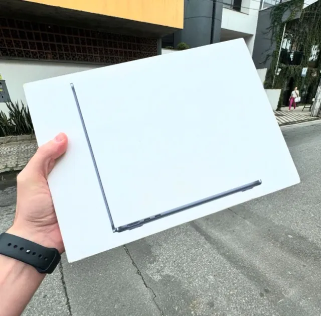 Apple MacBook Air Processador M2 e Tela 13.6" 256SSD 16GB de RAM | Lacrado, Pronta Entrega